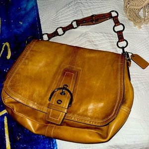 Large Coach shoulder bag, tan with silver links